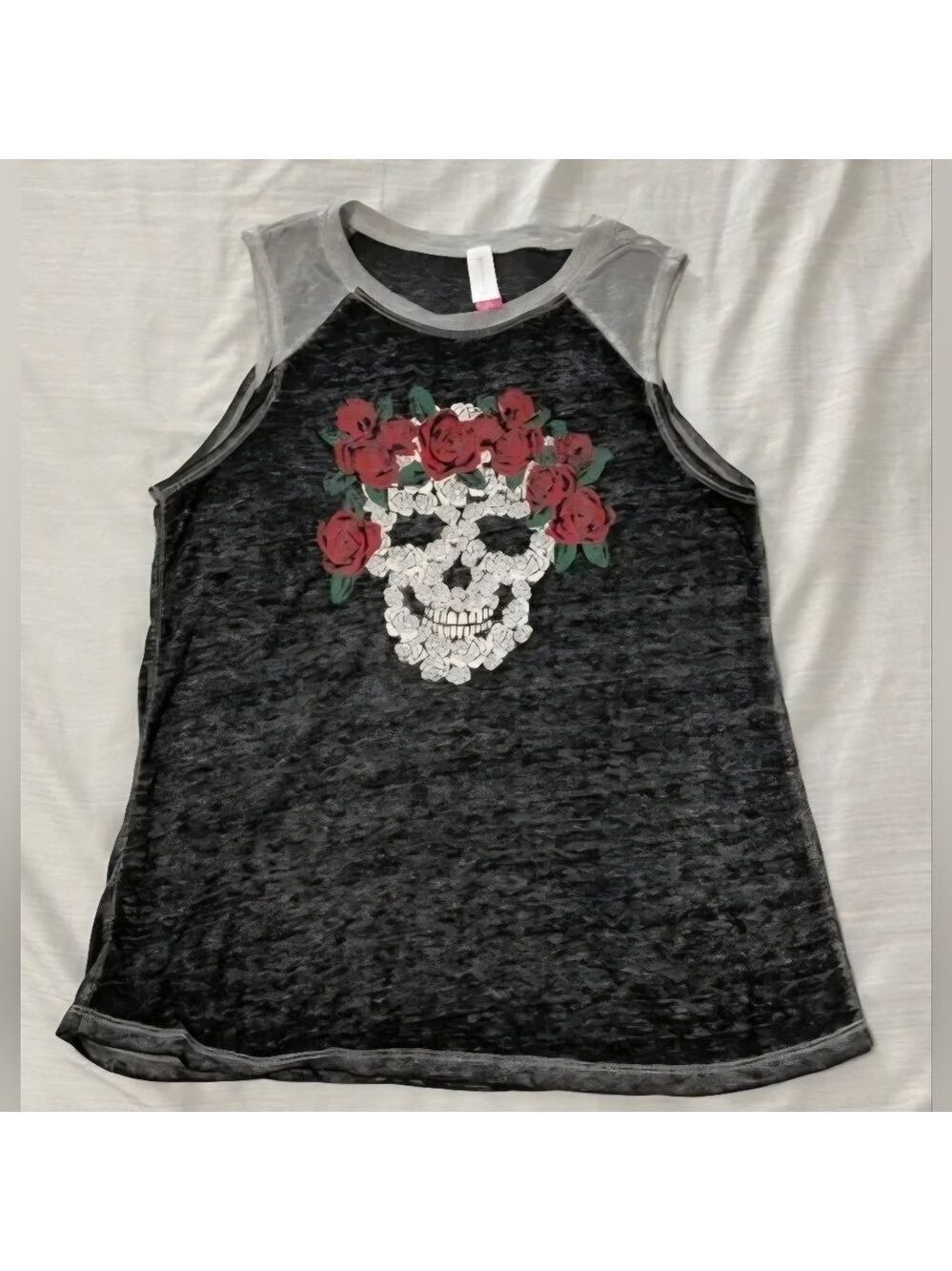 NO BOUNDARIES Juniors Muscle Tank Size Medium - Pre-Owned